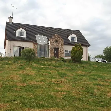 Holiday home Lovely Lough Melvin Holiday *